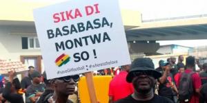 "مظاهرات
      كروية"
      في
      غانا
      بسبب
      الفشل
      في
      كأس
      الأمم
      "مطالبة
      بإصلاحات
      واسعة"