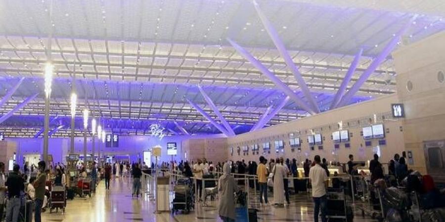 هيئة
      الإحصاء:
      ارتفاع
      أعداد
      الركاب
      في
      مطارات
      المملكة
      بنسبة
      26%
      خلال
      2023
