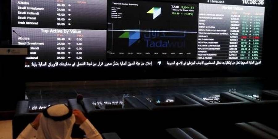 مؤشر
      "تاسي"
      يتراجع
      هامشياً
      بضغط
      3
      قطاعات
      كبرى..
      وسط
      تدني
      السيولة